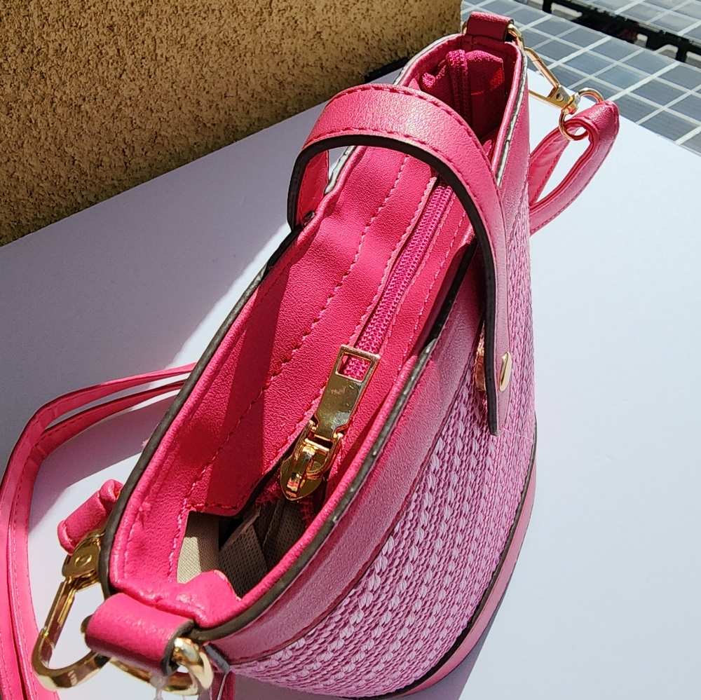 AR New York Women's Weekend Pink Straw Bucket Bag Crossbody - Picture 9 of 10